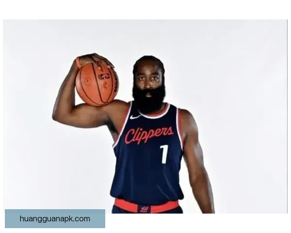 骑士主帅称莫布利表现统治力强 认为哈登到来助力显著